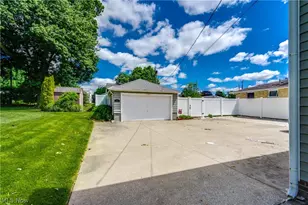 317 30th St NW, Canton, OH 44709 - Photo 23