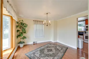 317 30th St NW, Canton, OH 44709 - Photo 7