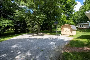 10998 N Mt Eaton Rd, Marshallville, OH 44645 - Photo 15