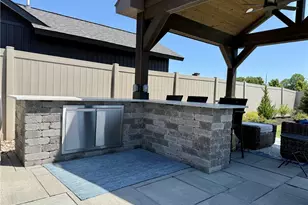 9154 Pleasant Ridge Cir, North Ridgeville, OH 44039 - Photo 27