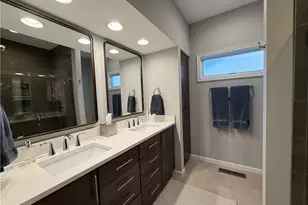 9154 Pleasant Ridge Cir, North Ridgeville, OH 44039 - Photo 15