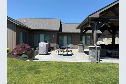 9154 Pleasant Ridge Circle, North Ridgeville, OH 44039 - Photo 35