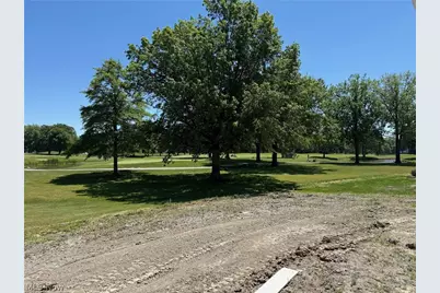 32585 Royal Troon Drive, Avon Lake, OH 44012 - Photo 9