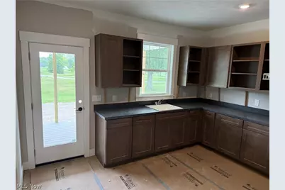 32585 Royal Troon Drive, Avon Lake, OH 44012 - Photo 9