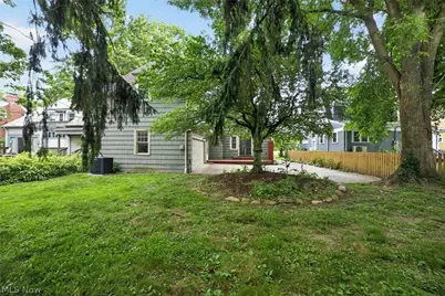 3008 Warrington Road, Huber Heights, OH 44120 - Photo 7