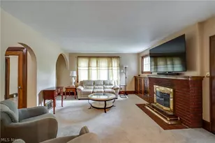 608 25th St NW, Canton, OH 44709 - Photo 9