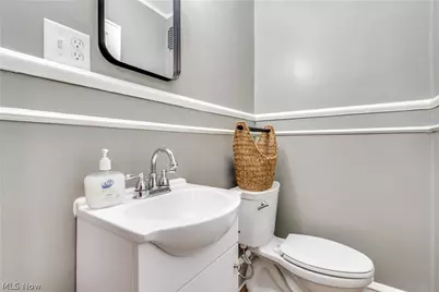 608 25th Street NW, Canton, OH 44709 - Photo 5