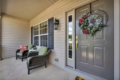 880 Shadow Creek Trail, Amherst, OH 44001 - Photo 3