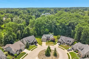 880 Shadow Creek Trail, Amherst, OH 44001 - Photo 41
