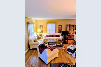 1026 Seward Avenue, Akron, OH 44320 - Photo 3