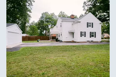 19406 Scottsdale Boulevard, Huber Heights, OH 44122 - Photo 27