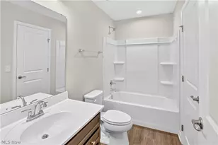 6159 Krystina Run, Lorain, OH 44053 - Photo 23