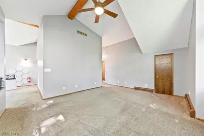 2189 Pinebrook Trail, Cuyahoga Falls, OH 44223 - Photo 29