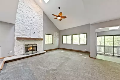 2189 Pinebrook Trail, Cuyahoga Falls, OH 44223 - Photo 7