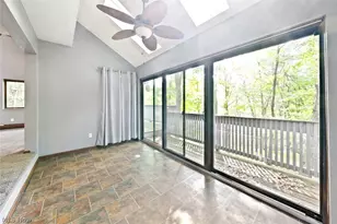 2189 Pinebrook Trail, Cuyahoga Falls, OH 44223 - Photo 11