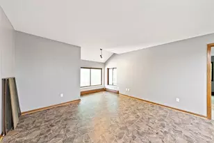 2189 Pinebrook Trail, Cuyahoga Falls, OH 44223 - Photo 19