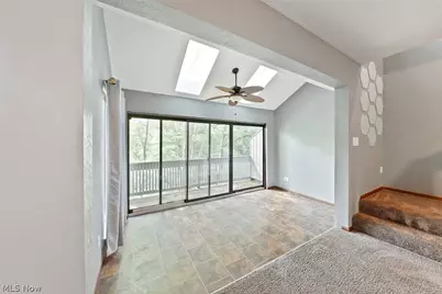 2189 Pinebrook Trail, Cuyahoga Falls, OH 44223 - Photo 9