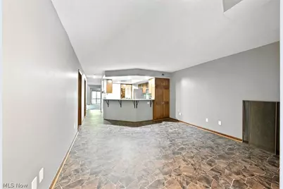 2189 Pinebrook Trail, Cuyahoga Falls, OH 44223 - Photo 17