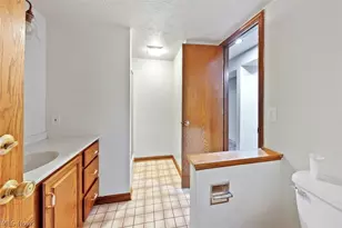 2189 Pinebrook Trail, Cuyahoga Falls, OH 44223 - Photo 25
