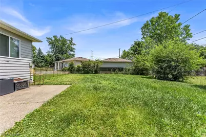 4245 E 177th Place, Loveland, OH 44128 - Photo 5