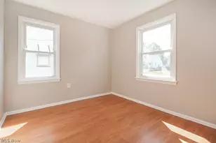 16713 Lotus Dr, Loveland, OH 44128 - Photo 9