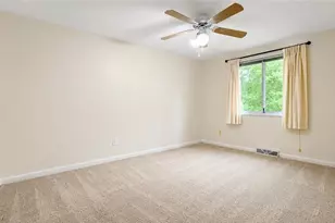 8030 Grovewood Dr, Mentor, OH 44060 - Photo 19