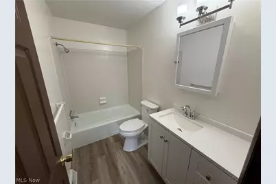660 Loomis Avenue #670, Cuyahoga Falls, OH 44221 - Photo 9