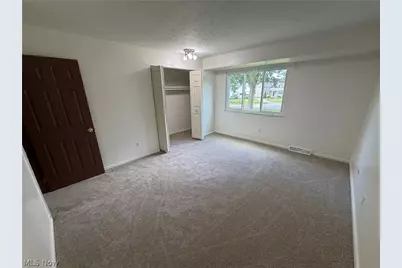 660 Loomis Avenue #670, Cuyahoga Falls, OH 44221 - Photo 7