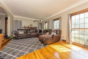 3638 Lynnfield Rd, Huber Heights, OH 44122 - Photo 3