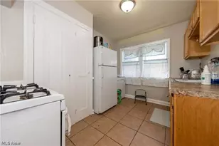 3638 Lynnfield Rd, Huber Heights, OH 44122 - Photo 17