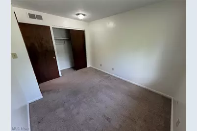 672 Loomis Avenue #682, Cuyahoga Falls, OH 44221 - Photo 7