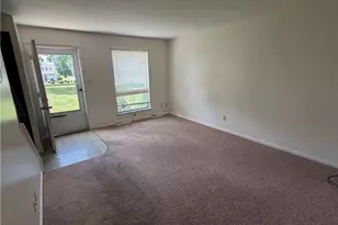 672 Loomis Ave, Cuyahoga Falls, OH 44221 - Photo 3