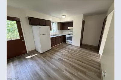 648 Loomis Avenue #658, Cuyahoga Falls, OH 44221 - Photo 5