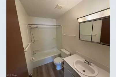 648 Loomis Avenue #658, Cuyahoga Falls, OH 44221 - Photo 7