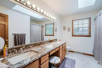 5901 Sharon Drive, Youngstown, OH 44512 - Photo 39