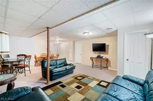5901 Sharon Dr, Youngstown, OH 44512 - Photo 41