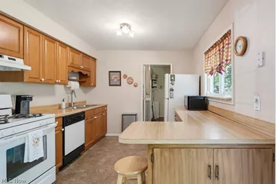 6326 Strathallan Drive, Huber Heights, OH 44146 - Photo 13