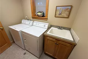 9201 N Shore Dr NE, Mineral City, OH 44656 - Photo 19