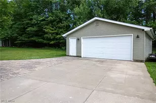 824 S Nearing Cir, Geneva, OH 44041 - Photo 7