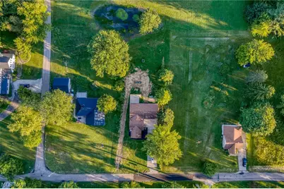 2000 Stake Drive, Green, OH 44232 - Photo 45