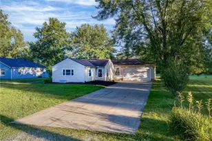 2000 Stake Dr, Green, OH 44232 - Photo 41