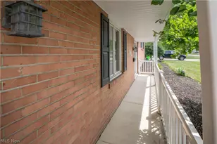 903 Glenwood St SW, North Canton, OH 44720 - Photo 3