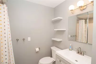 903 Glenwood Street SW, North Canton, OH 44720 - Photo 27