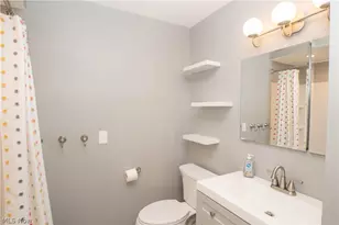 903 Glenwood St SW, North Canton, OH 44720 - Photo 27