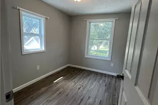 454 Kling St, Akron, OH 44311 - Photo 7