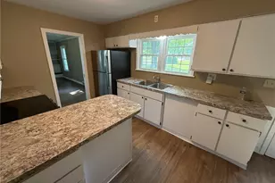 220 Grant St, Dover, OH 44622 - Photo 7