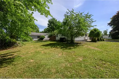 2950 Stanton Avenue NW, Massillon, OH 44647 - Photo 5