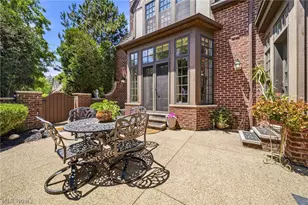39487 Tudor Dr, Willoughby, OH 44094 - Photo 11