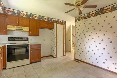 8142 Walter Street NW, Massillon, OH 44646 - Photo 5