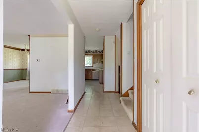 8142 Walter Street NW, Massillon, OH 44646 - Photo 3